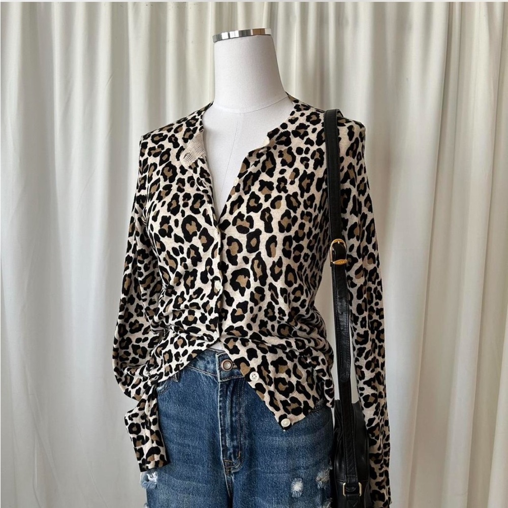 Loft animal print cotton Cardigan size XS. - Picture 2 of 8